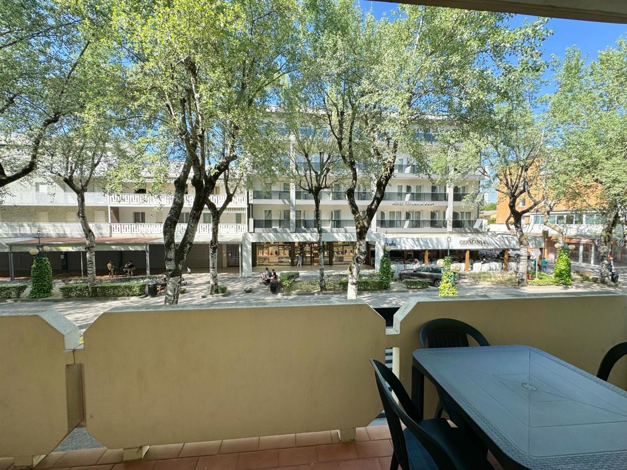 Condominio Bussola Bibione Exterior photo