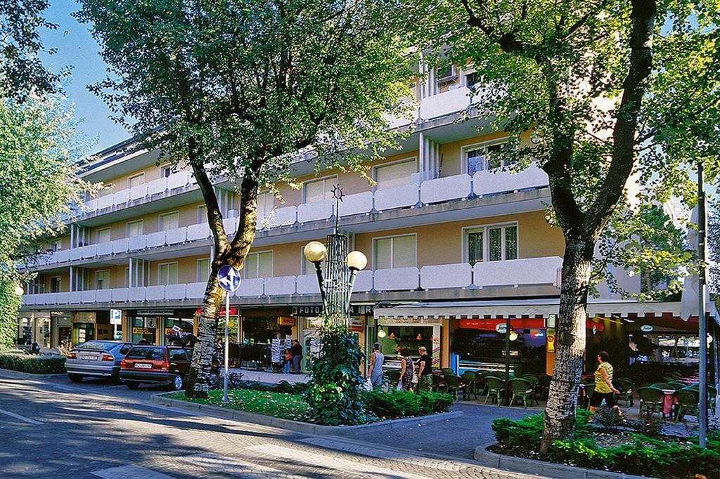 Condominio Bussola Bibione Exterior photo